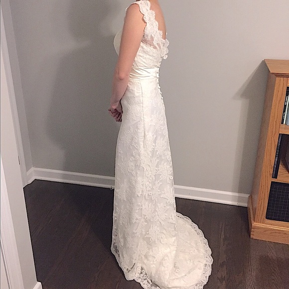 Wedding Dress - Picture 2 of 15